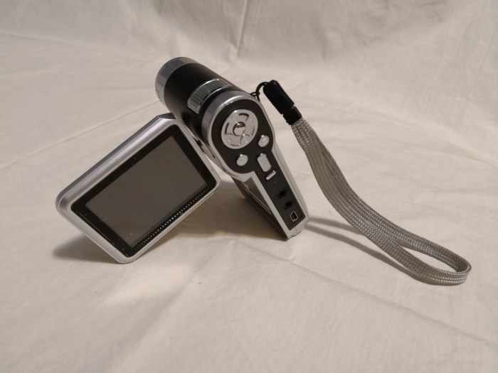 Digilife Video Camcorder DDV-1000, Photography, Video Cameras on Carousell Digilife Video Camcorder DDV-1000, Photography, Video Cameras on Carousell